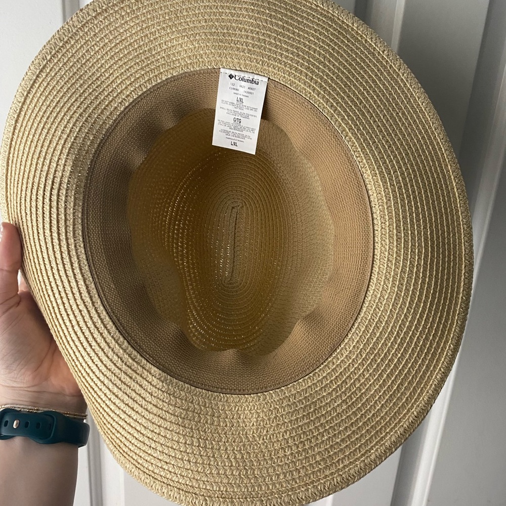 🔴SOLD🔴 | Columbia Sunhat - Picture 2 of 2